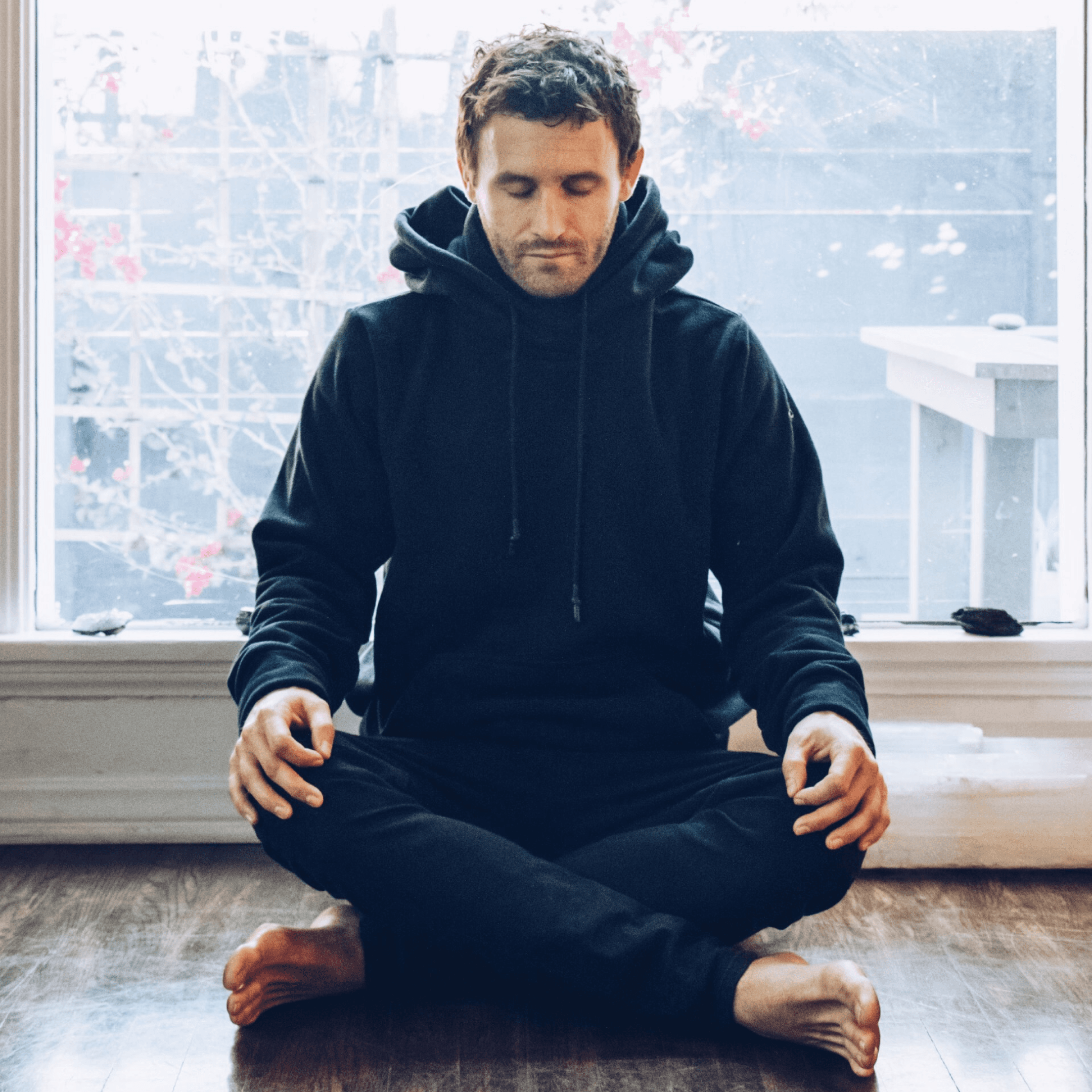 Why I Meditate and How It Helps Me Manage Stress and Improve Focus